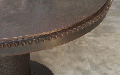 04 ROUND IRON DINING TABLE